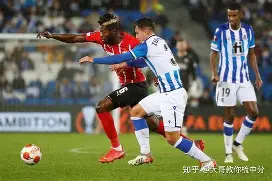 美高梅官方网站-勒沃库森训练开放日，今晚单刀错失引欢呼，中超在即，年轻球员得到机会