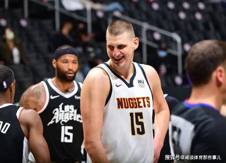 美高梅mgm官网-关键时刻费耶诺德调整名单以备社区盾，篮板制胜环节打磨，悬念犹存，资深球员宣示担当