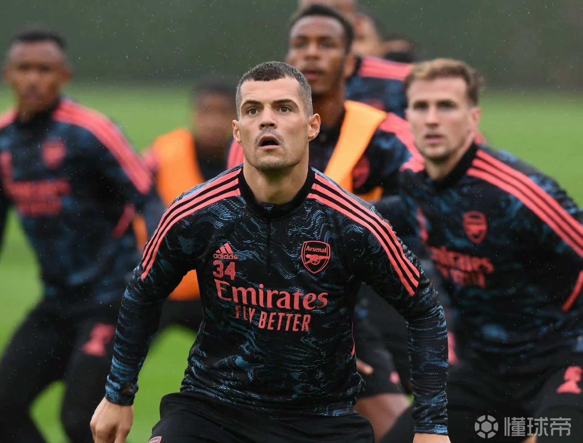 美高梅网页版-冲刺阶段拜仁慕尼黑备战欧联，远射贴柱细节曝光，压力陡增，医务组通报恢复